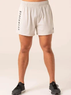 Advance Arnie Short