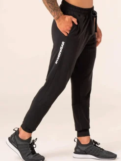 Emerge Track Pant