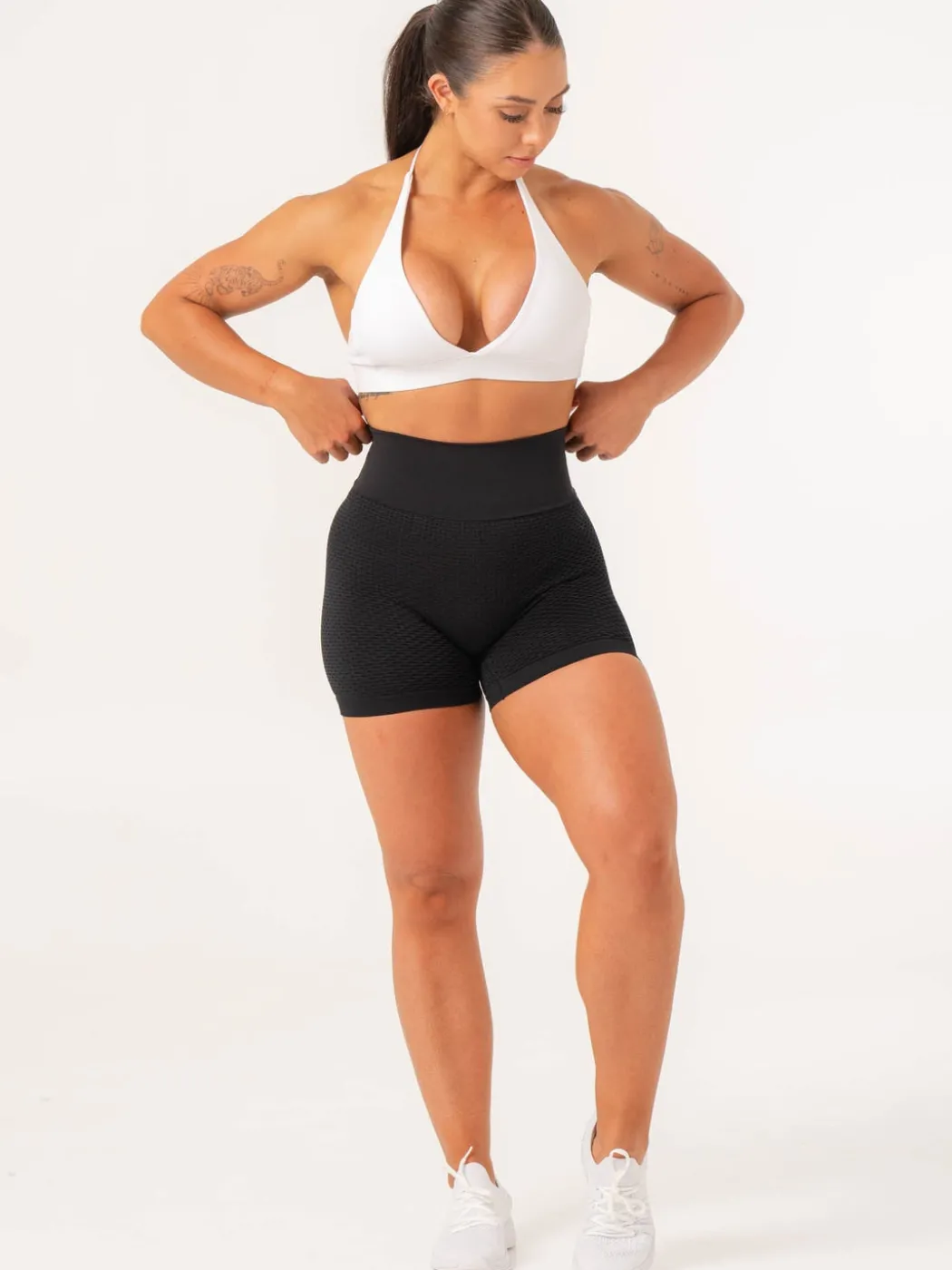 Honeycomb Scrunch Seamless Shorts