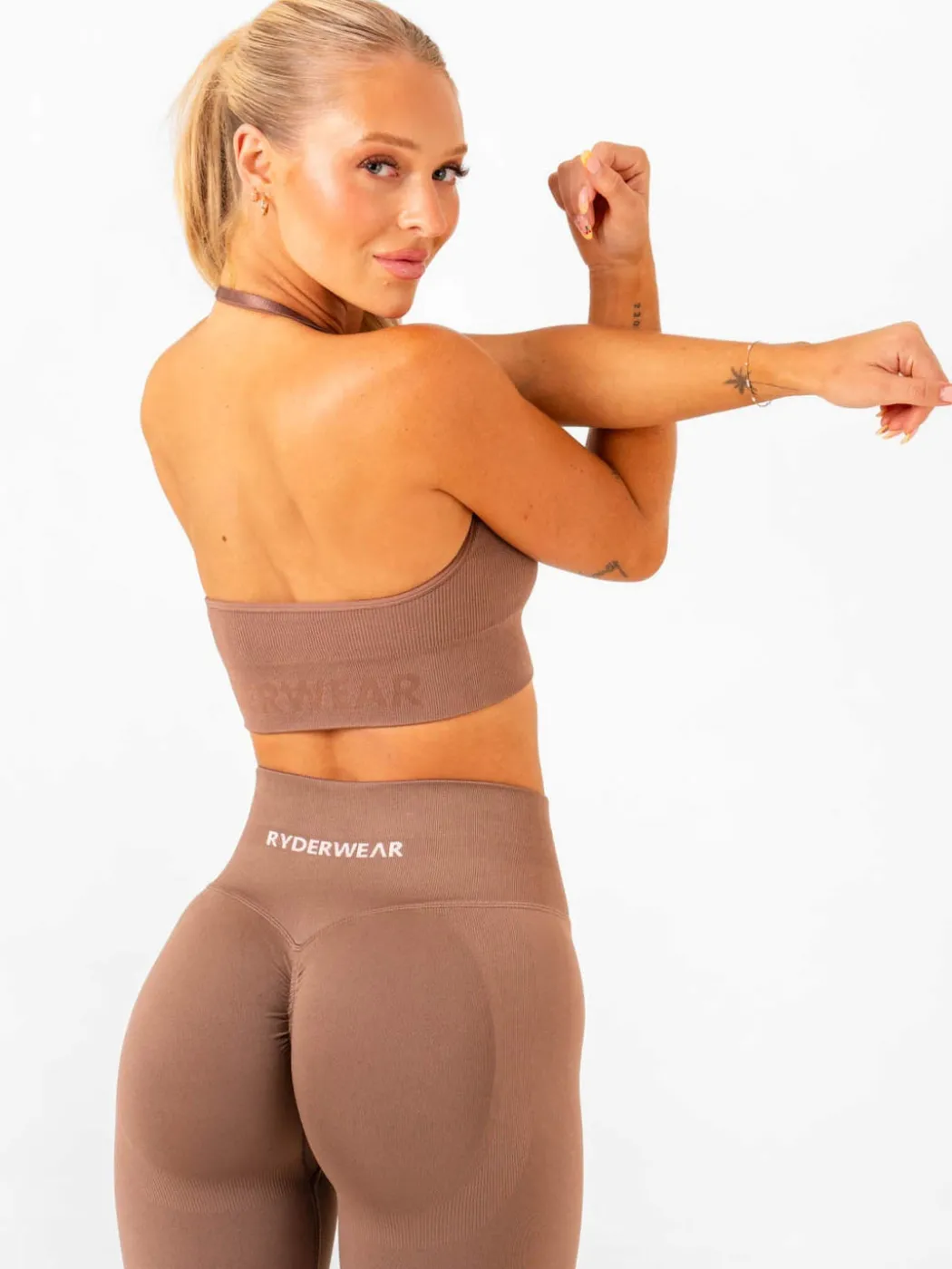 Lift Rib Seamless Halter Sports Bra