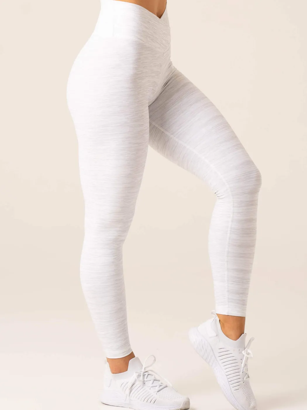 Momentum Cross Over Scrunch Leggings