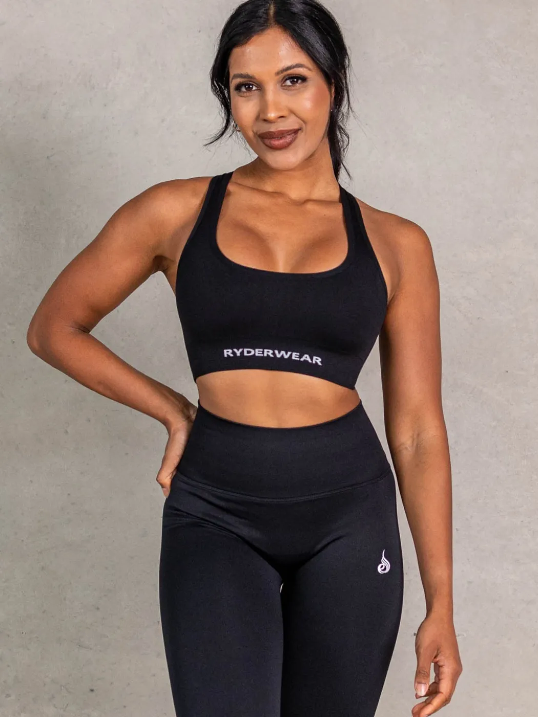 NRG Seamless Scoop Neck Sports Bra