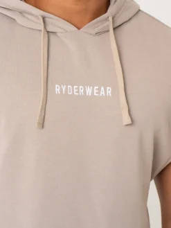 Pursuit Fleece Sleeveless Hoodie