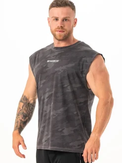 Pursuit Muscle Tank